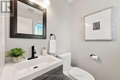 92 TREMOUNT STREET Whitby (Brooklin) Ontario photo 25