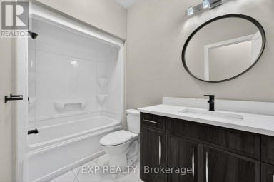 85 COVINGTON CRESCENT Belleville (Thurlow Ward) Ontario photo 23