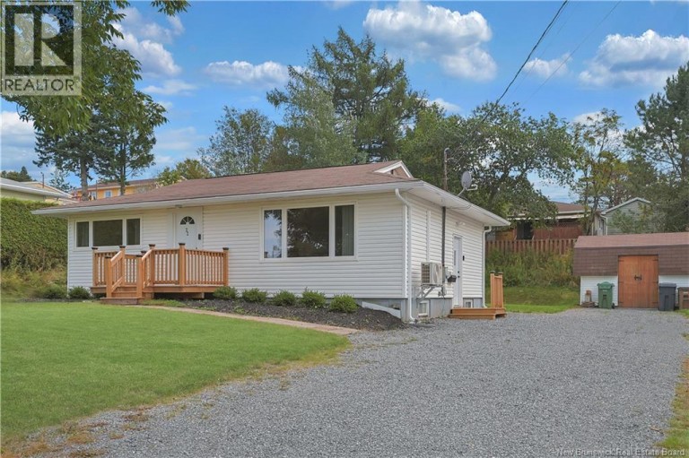 22 Park Hill Drive, Saint John, New Brunswick, E2J2V4