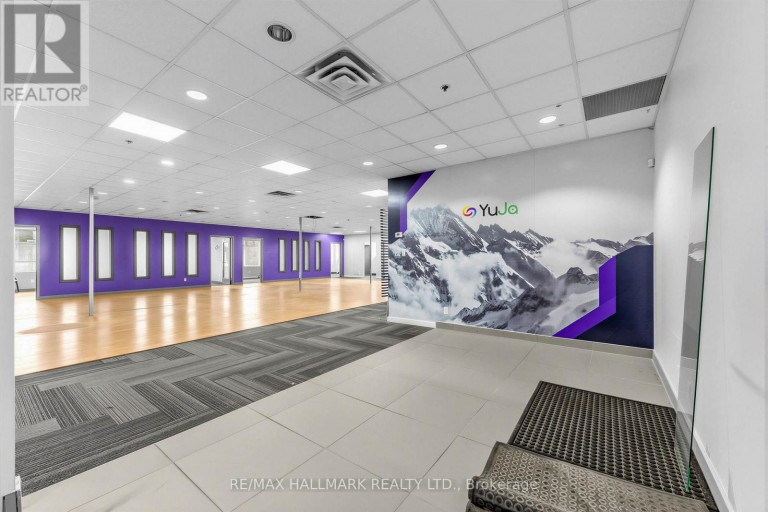201 (DIVISIBLE) - 30 KERN ROAD, Toronto (Banbury-Don Mills), Ontario, M3B1T1