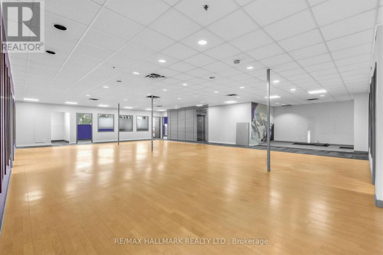 201 (DIVISIBLE) - 30 KERN ROAD, Toronto (Banbury-Don Mills), Ontario, M3B1T1
