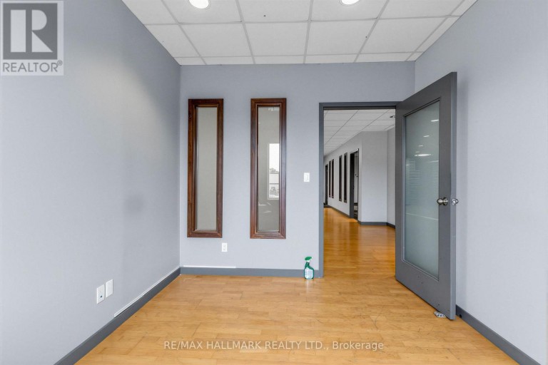 201 (DIVISIBLE) - 30 KERN ROAD, Toronto (Banbury-Don Mills), Ontario, M3B1T1