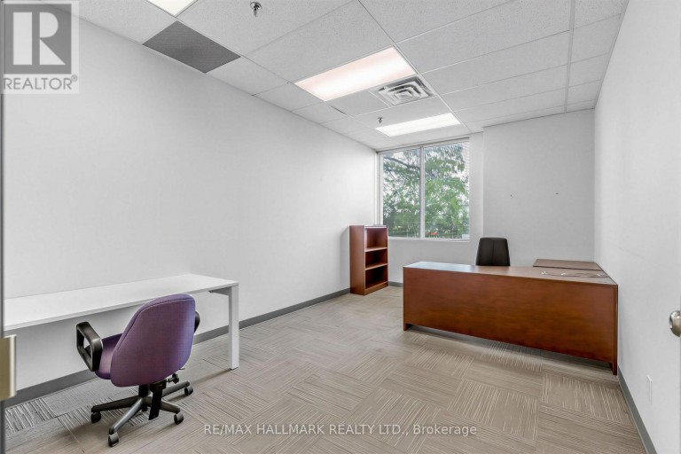 103 - 30 KERN ROAD, Toronto (Banbury-Don Mills), Ontario, M3B1T1