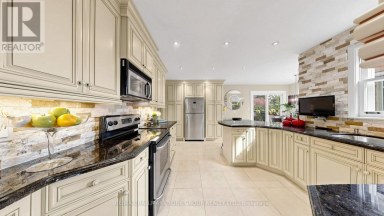 45 PINNACLE ROAD Toronto (St. Andrew-Windfields) Ontario photo 11