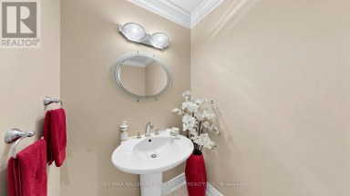 45 PINNACLE ROAD Toronto (St. Andrew-Windfields) Ontario photo 19