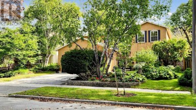 45 PINNACLE ROAD Toronto (St. Andrew-Windfields) Ontario photo 2