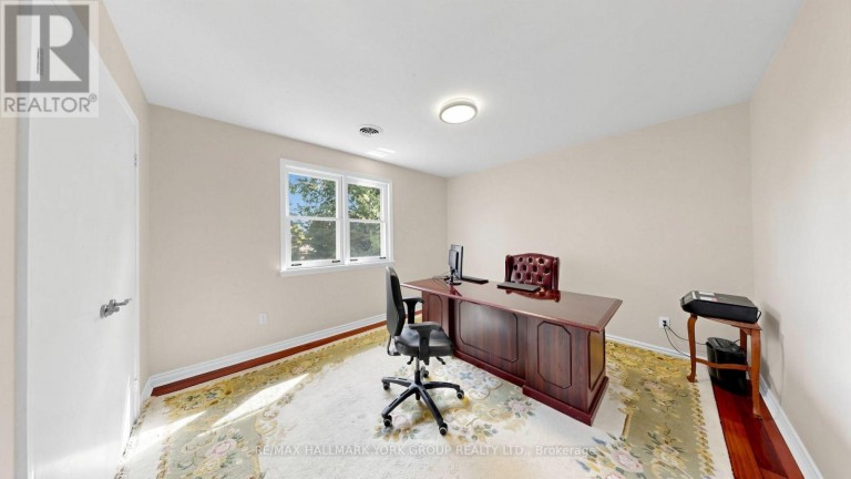 45 PINNACLE ROAD, Toronto (St. Andrew-Windfields), Ontario, M2L2V6