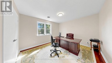 45 PINNACLE ROAD Toronto (St. Andrew-Windfields) Ontario photo 27