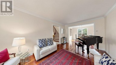 45 PINNACLE ROAD Toronto (St. Andrew-Windfields) Ontario photo 4