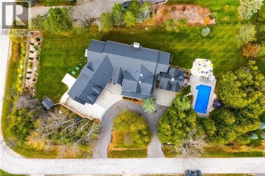 4 BUCKINGHAM Boulevard Collingwood Ontario photo 29