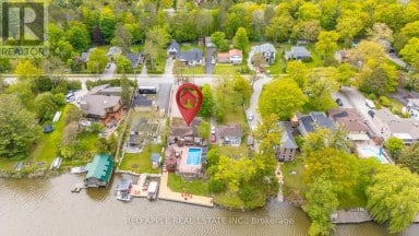 233 SAND ROAD East Gwillimbury (Holland Landing) Ontario photo 1