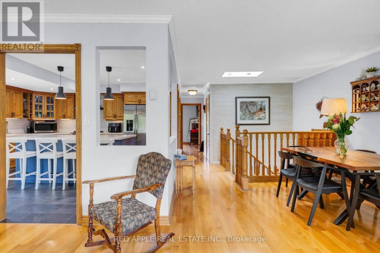 233 SAND ROAD, East Gwillimbury (Holland Landing), Ontario, L9N1K1