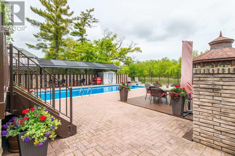 233 SAND ROAD, East Gwillimbury (Holland Landing), Ontario, L9N1K1