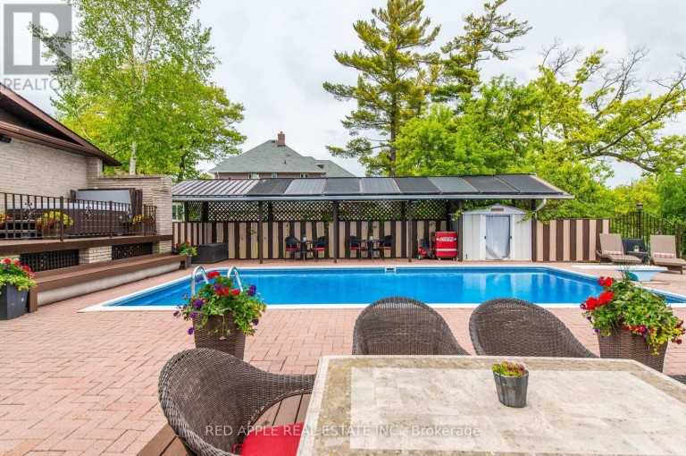 233 SAND ROAD, East Gwillimbury (Holland Landing), Ontario, L9N1K1