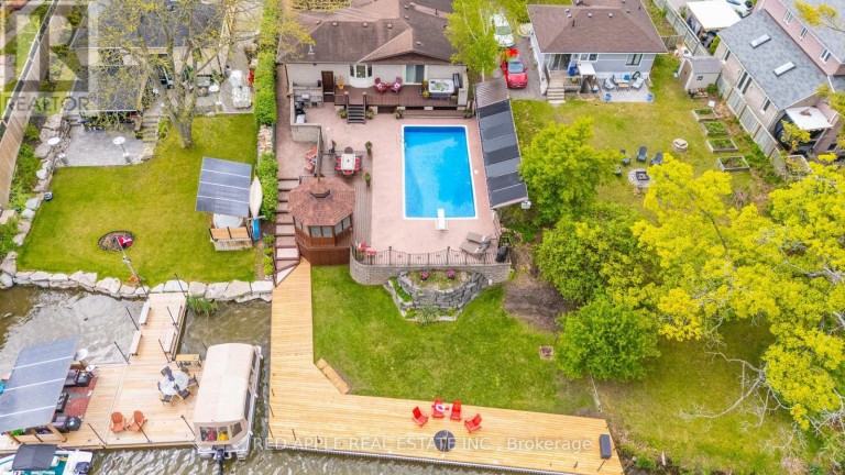 233 SAND ROAD, East Gwillimbury (Holland Landing), Ontario, L9N1K1