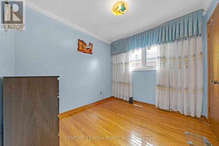 34 SAWMILL ROAD, Toronto (Glenfield-Jane Heights), Ontario, M3L2M2