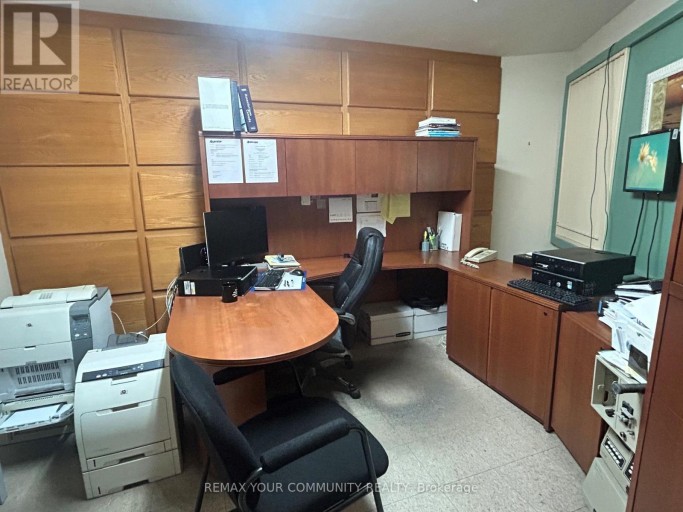 3 - 32 GOODMARK PLACE, Toronto (West Humber-Clairville), Ontario, M9W6J4