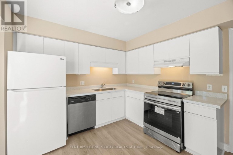 31 - 1548 RICHMOND STREET, London North (North G), Ontario, N6G4W8