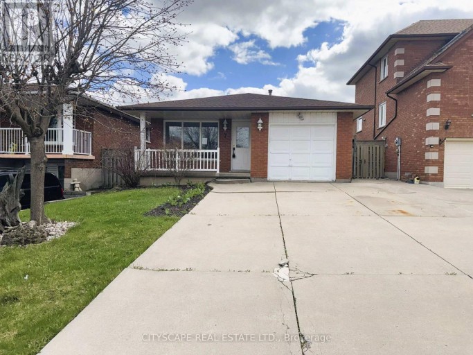 7 QUINCY COURT, Hamilton (Quinndale), Ontario, L8W2T4
