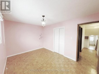 7 QUINCY COURT Hamilton (Quinndale) Ontario photo 20
