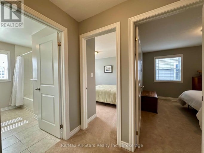 9 BRIARWOOD AVENUE, Kawartha Lakes (Lindsay), Ontario, K9V0M1