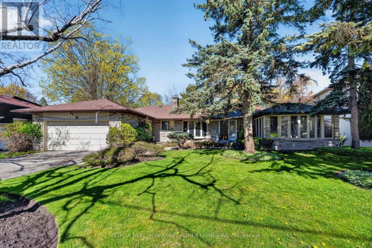 18 BRIAN CLIFF DRIVE, Toronto (Banbury-Don Mills), Ontario, M3B2G2