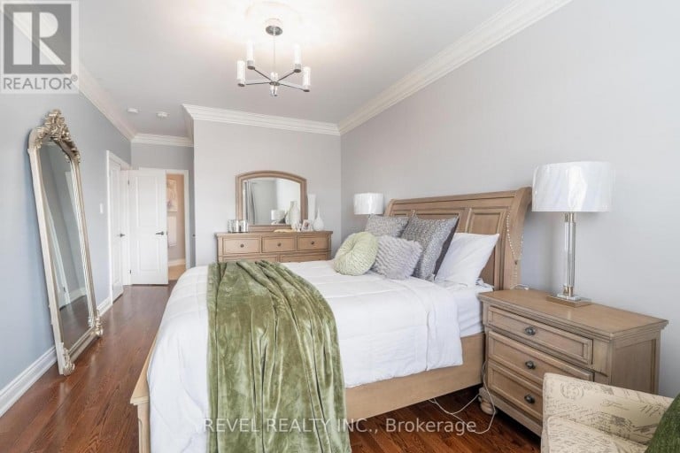 49 VICTORIA STREET E, Innisfil (Cookstown), Ontario, L0L1L0