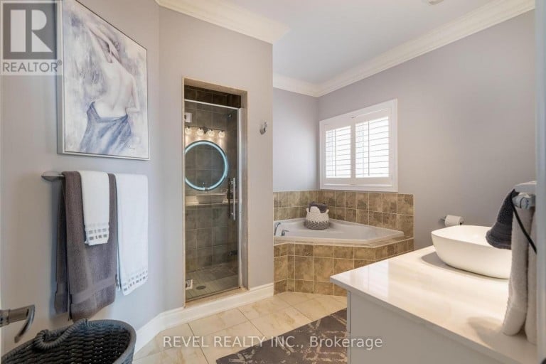 49 VICTORIA STREET E, Innisfil (Cookstown), Ontario, L0L1L0