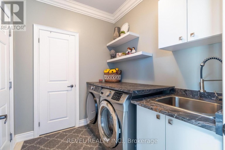 49 VICTORIA STREET E, Innisfil (Cookstown), Ontario, L0L1L0