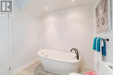 49 VICTORIA STREET E Innisfil (Cookstown) Ontario photo 38
