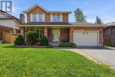 281 COLLEGE STREET W Belleville (Belleville Ward) Ontario photo 1