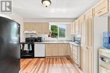 281 COLLEGE STREET W Belleville (Belleville Ward) Ontario photo 12