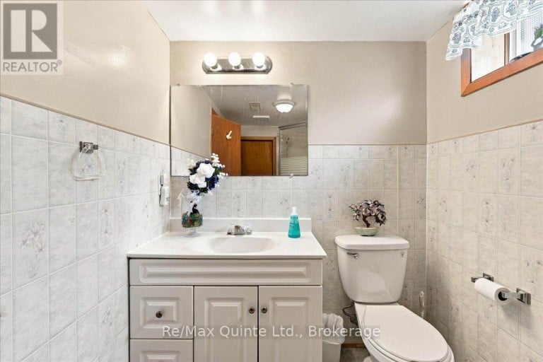 281 COLLEGE STREET W, Belleville (Belleville Ward), Ontario, K8P4Z6