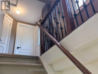 120 PROSPECT HILL Quinte West (Trenton Ward) Ontario photo 32