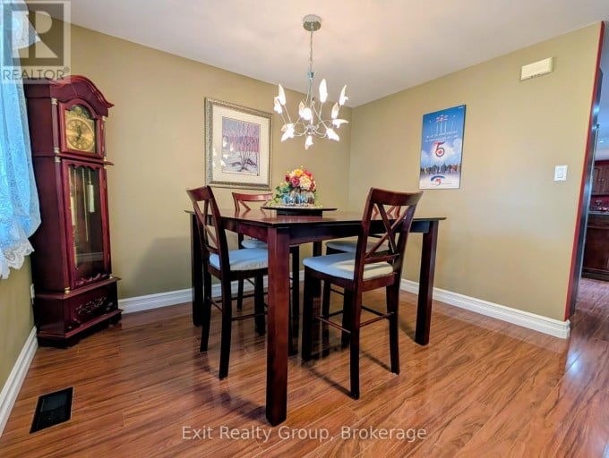 120 PROSPECT HILL, Quinte West (Trenton Ward), Ontario, K8V2V3