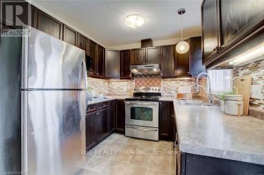 17 - 2635 BATEMAN TRAIL London South (South W) Ontario photo 7