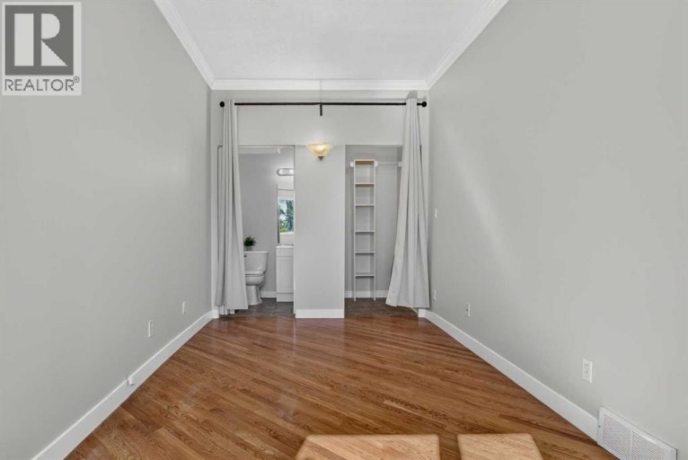 1040 19 Avenue SE, Calgary, Alberta, T2G1M2