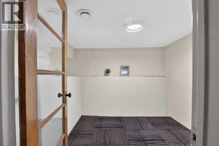 1040 19 Avenue SE, Calgary, Alberta, T2G1M2