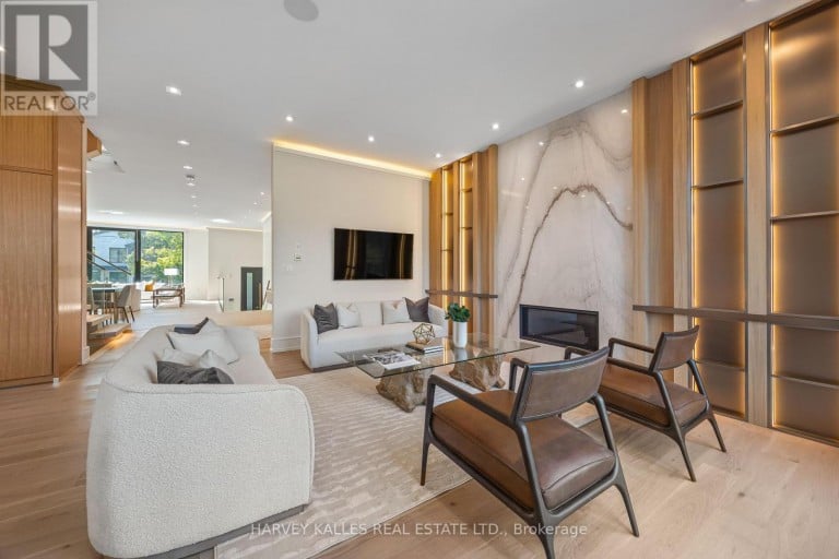 449 ELM ROAD, Toronto (Bedford Park-Nortown), Ontario, M5M3W8
