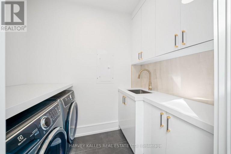 449 ELM ROAD, Toronto (Bedford Park-Nortown), Ontario, M5M3W8