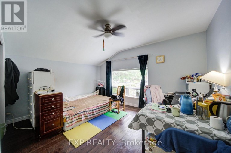 176 SEDGEMOUNT DRIVE, Toronto (Woburn), Ontario, M1H1Y2