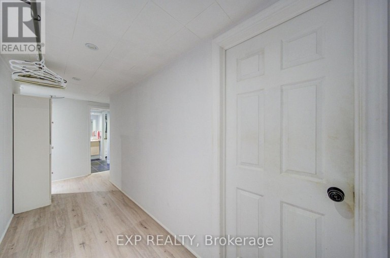 176 SEDGEMOUNT DRIVE, Toronto (Woburn), Ontario, M1H1Y2