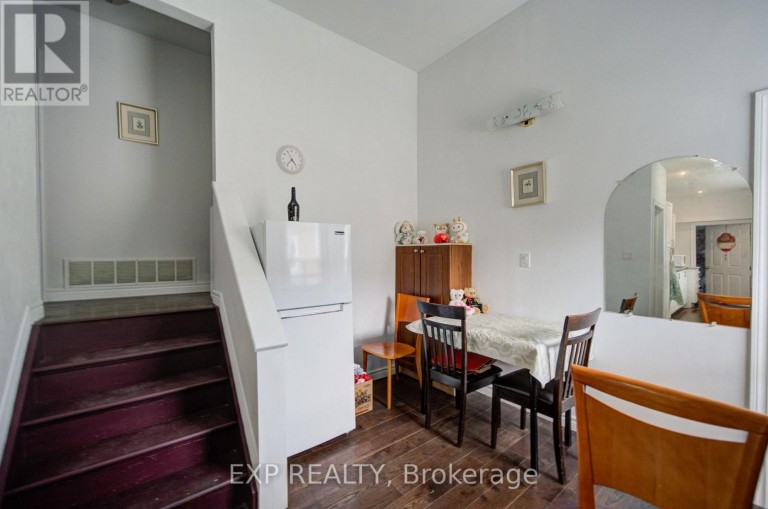 176 SEDGEMOUNT DRIVE, Toronto (Woburn), Ontario, M1H1Y2