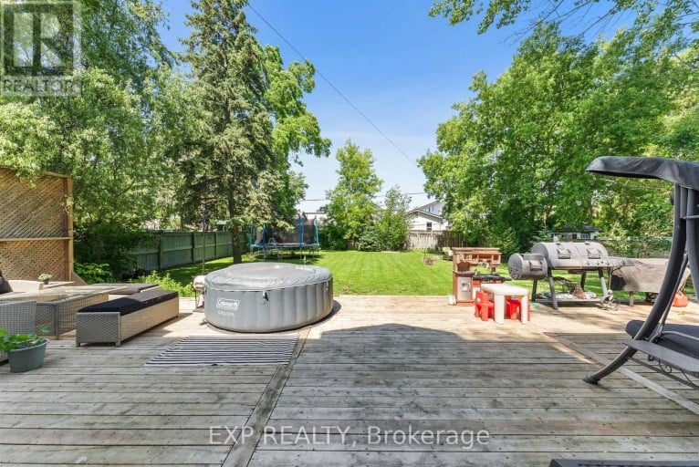 59 HIGH STREET, Georgina (Sutton & Jackson's Point), Ontario, L0E1R0