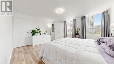 802 - 3650 KANEFF CRESCENT Mississauga (Mississauga Valleys) Ontario photo 29