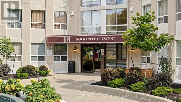 802 - 3650 KANEFF CRESCENT, Mississauga (Mississauga Valleys), Ontario, L5A4A1