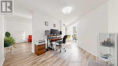 802 - 3650 KANEFF CRESCENT Mississauga (Mississauga Valleys) Ontario photo 33
