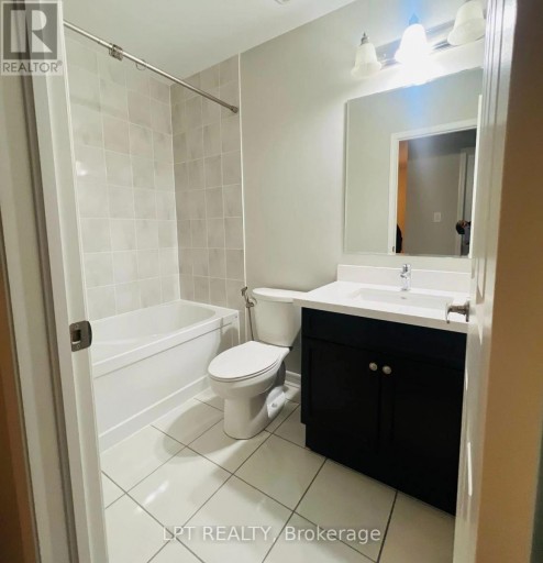 104 BANNISTER CRESCENT, Brampton (Northwest Brampton), Ontario, L7A4H4