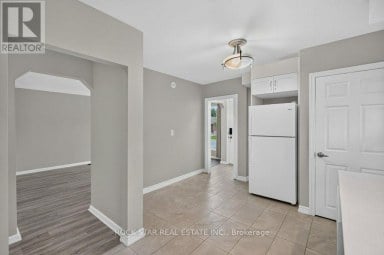 40 CLARENDON AVENUE Hamilton (Balfour) Ontario photo 11