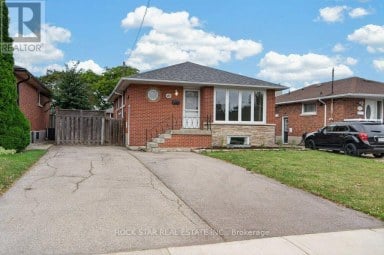40 CLARENDON AVENUE Hamilton (Balfour) Ontario photo 2